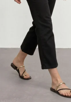 3/4 broek met flared pijpen in casual pasvorm