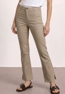 3/4 broek met flared pijpen in casual pasvorm