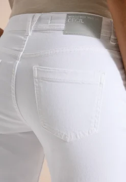 3/4 Slim Leg jeans in casual fit
