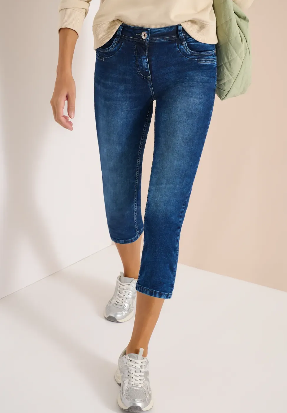 3/4 Slim Leg jeans in casual fit