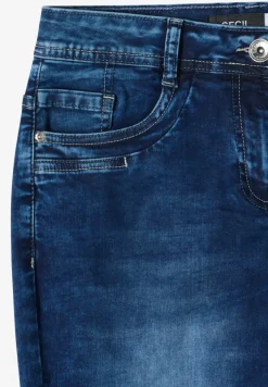 3/4 Slim Leg jeans in casual fit