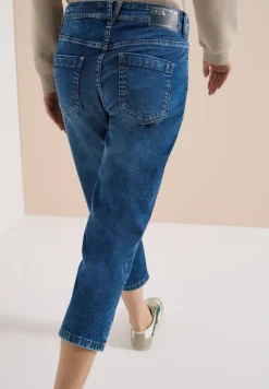 3/4 Slim Leg jeans in casual fit