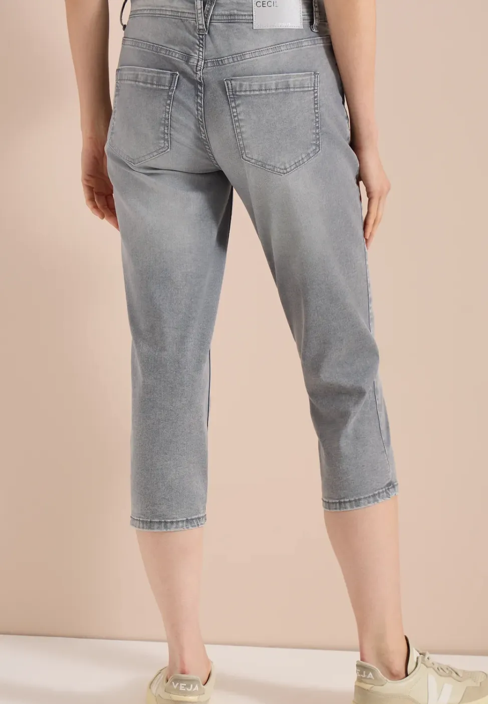 3/4 Slim Leg jeans in casual fit