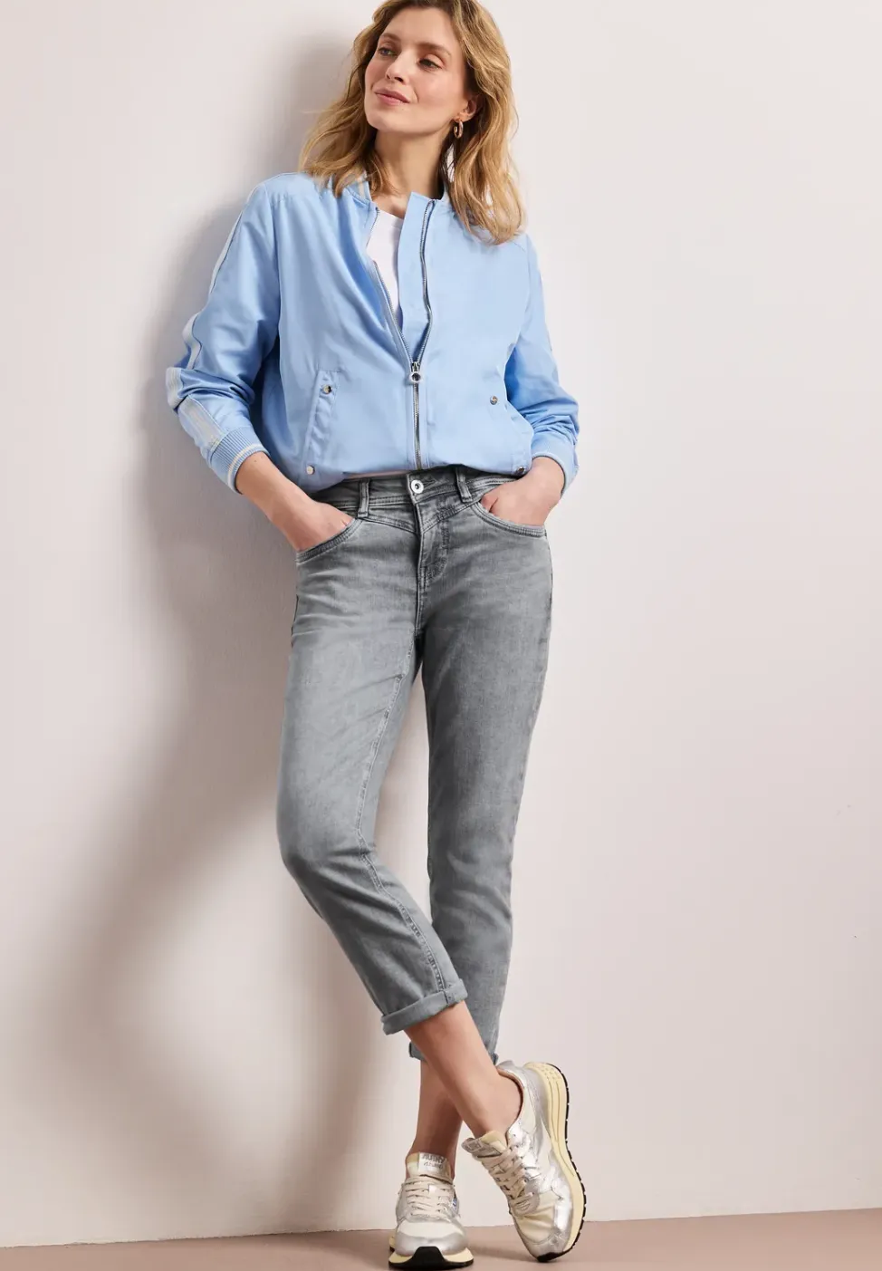 7/8 Slim Leg jeans in casual fit