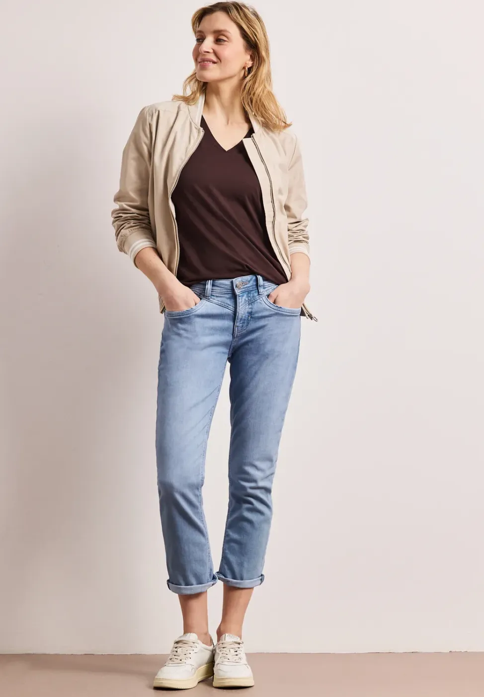 7/8 Slim Leg jeans in casual fit