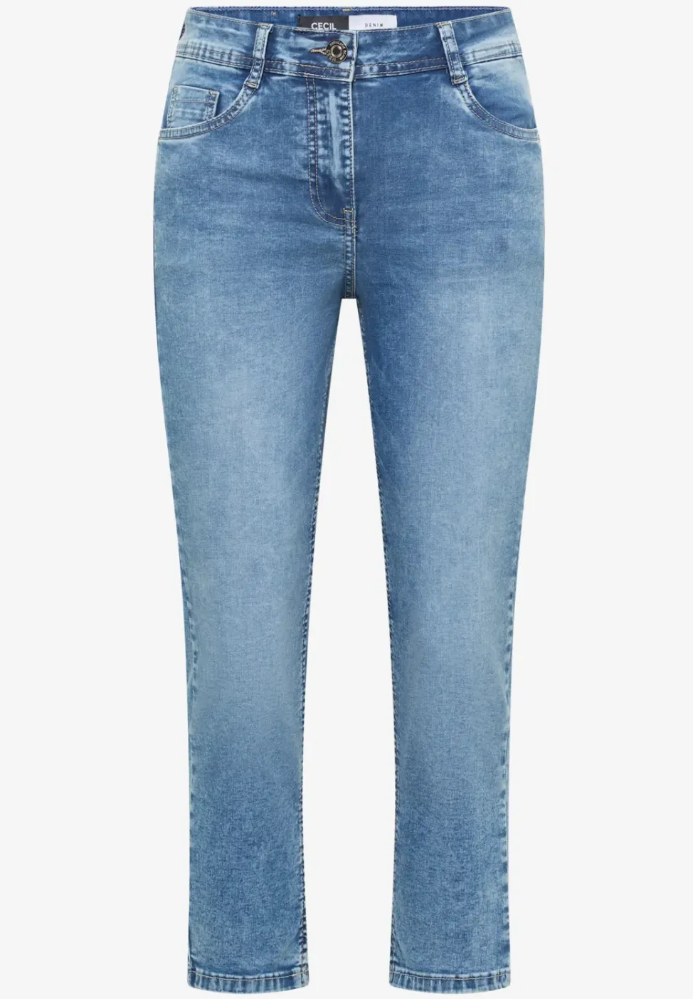 3/4 Slim Leg jeans in Slim Fit