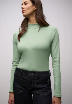 Baisc Shirt