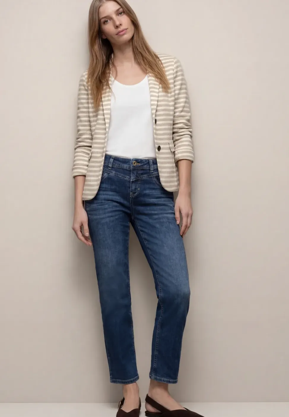 Basic blazer met knopen en strepen