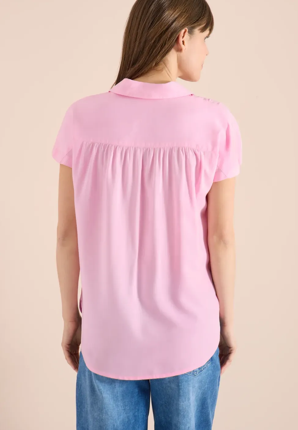 Basic blouse met overhemdkraag in effen kleur