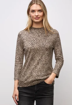 Basic leo col shirt