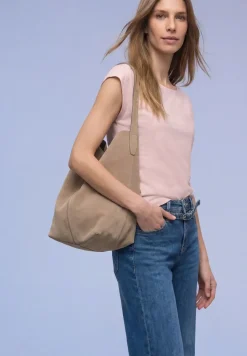 Basic shirt