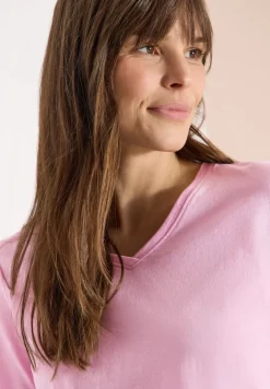 Basic Shirt met V-hals