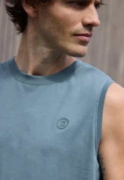 Basic tanktop met ronde hals