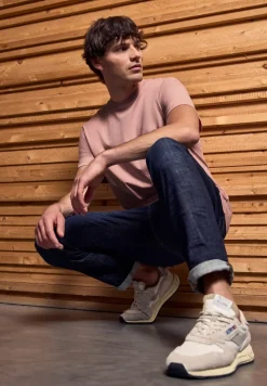 Basic T-shirt in effen kleur