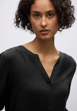 Basic blouse in effen kleur