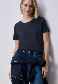 Basic Shirt