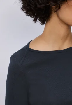 Basic shirt