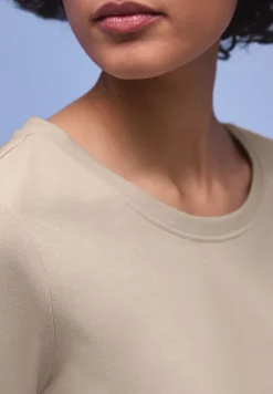 Basic Shirt