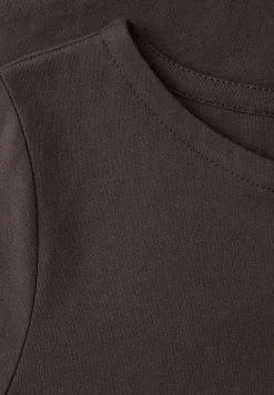 Basic Shirt