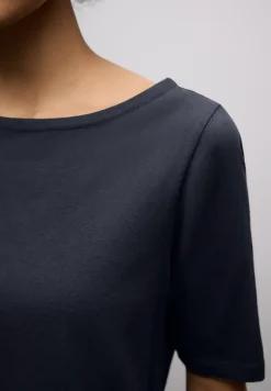 Basic Shirt