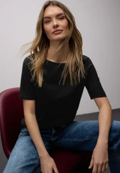Basic Shirt