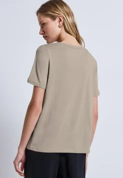 Basic Shirt