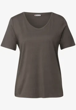 Basic Shirt