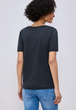 Basic Shirt