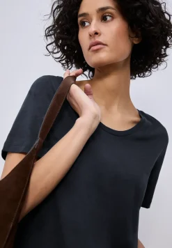Basic Shirt