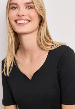 Basic Shirt