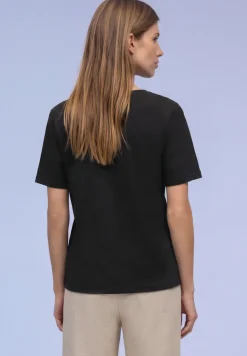 Basic Shirt