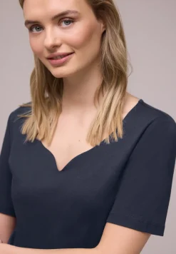 Basic Shirt