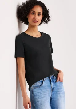 Basic Shirt