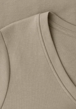 Basic Shirt