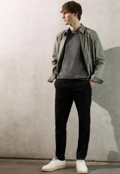 Basic Shirt in effen kleur