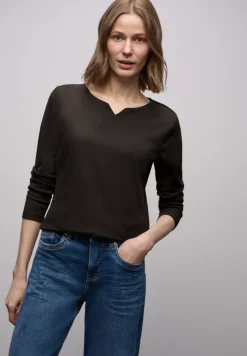Basic shirt met geribbelde textuur