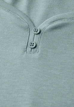 Basic shirt met knoopdetail