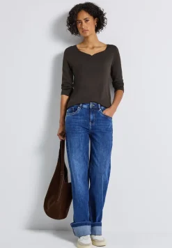 Basic shirt met knoopdetail