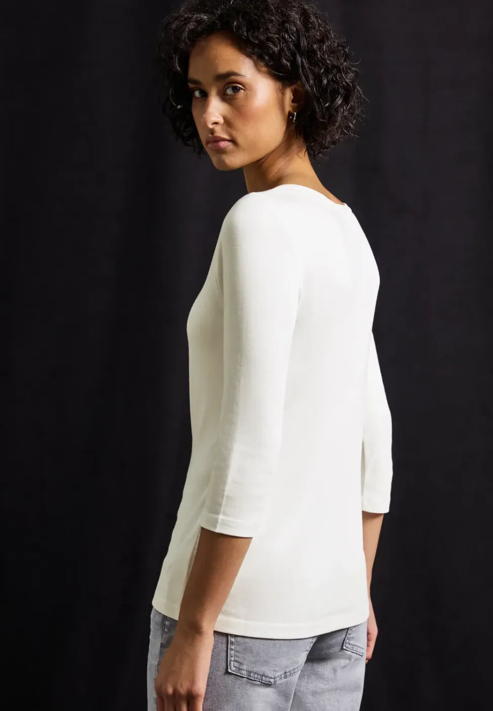Basic shirt met knoopdetail