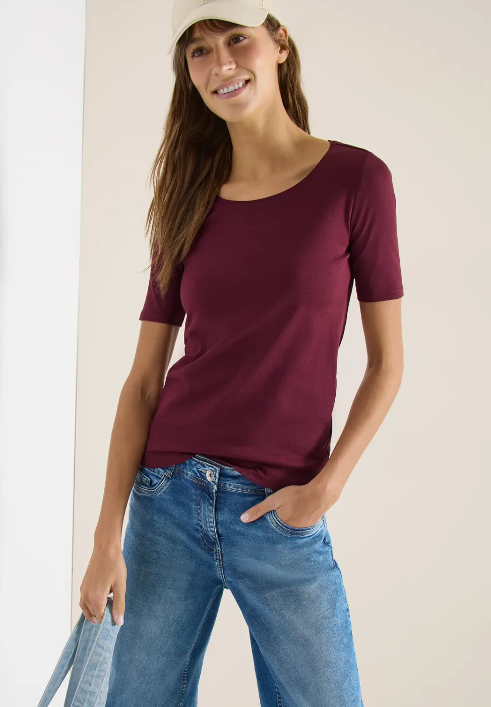Basic Shirt met ronde hals in effen kleur