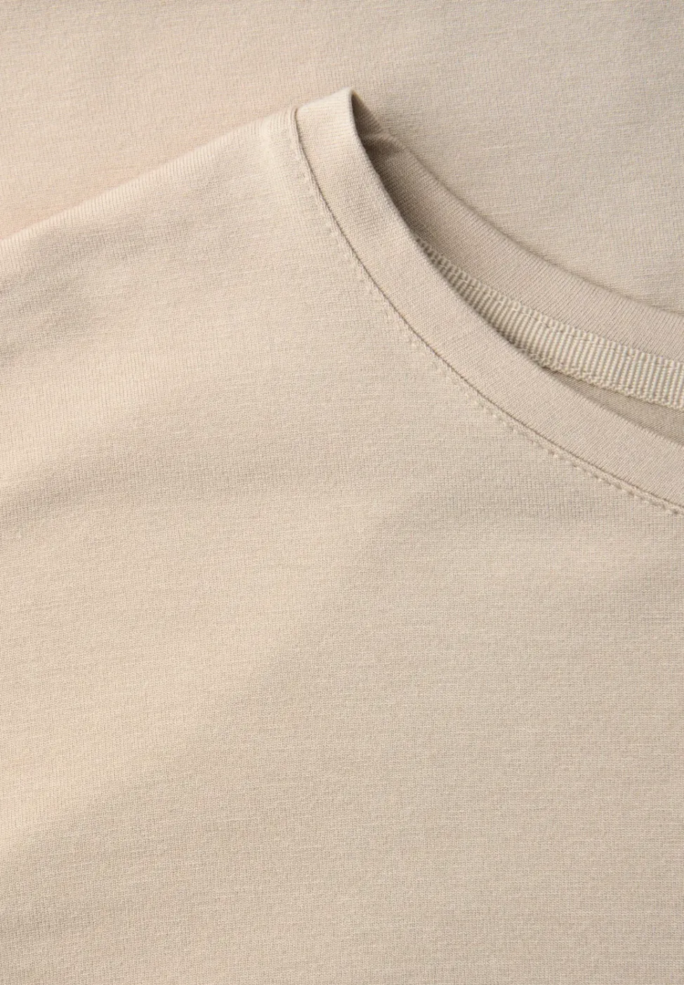 Basic Shirt met schouders