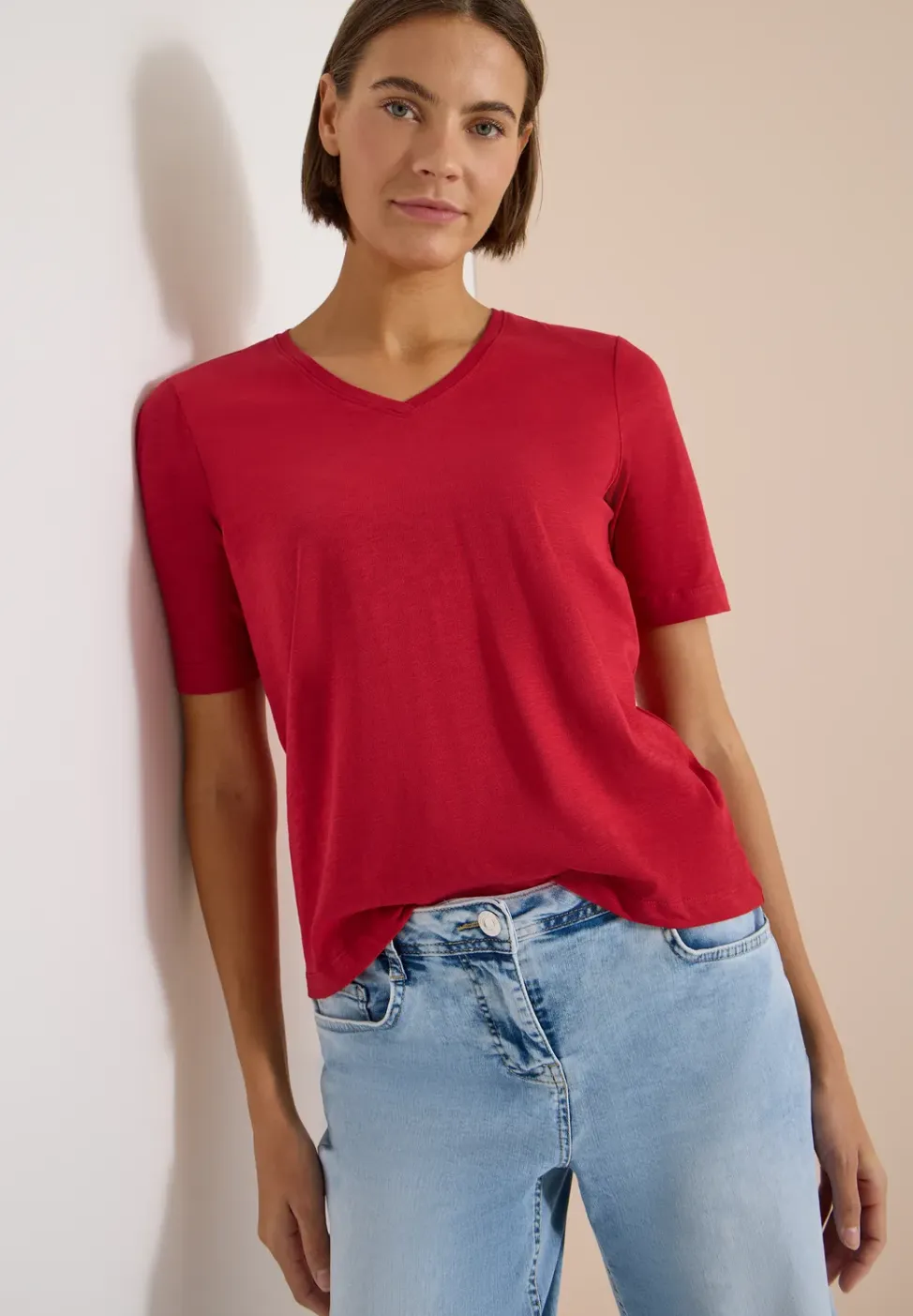 Basic Shirt met V-hals