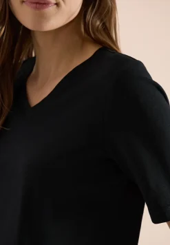 Basic Shirt met V-hals