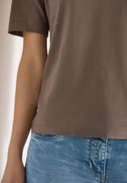 Basic Shirt met V-hals
