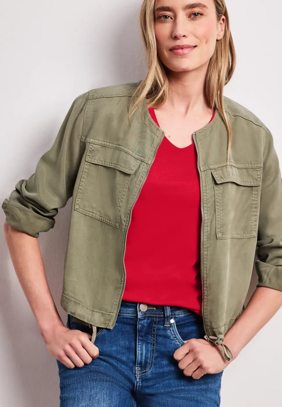 Basic Shirt met V-hals in effen kleur
