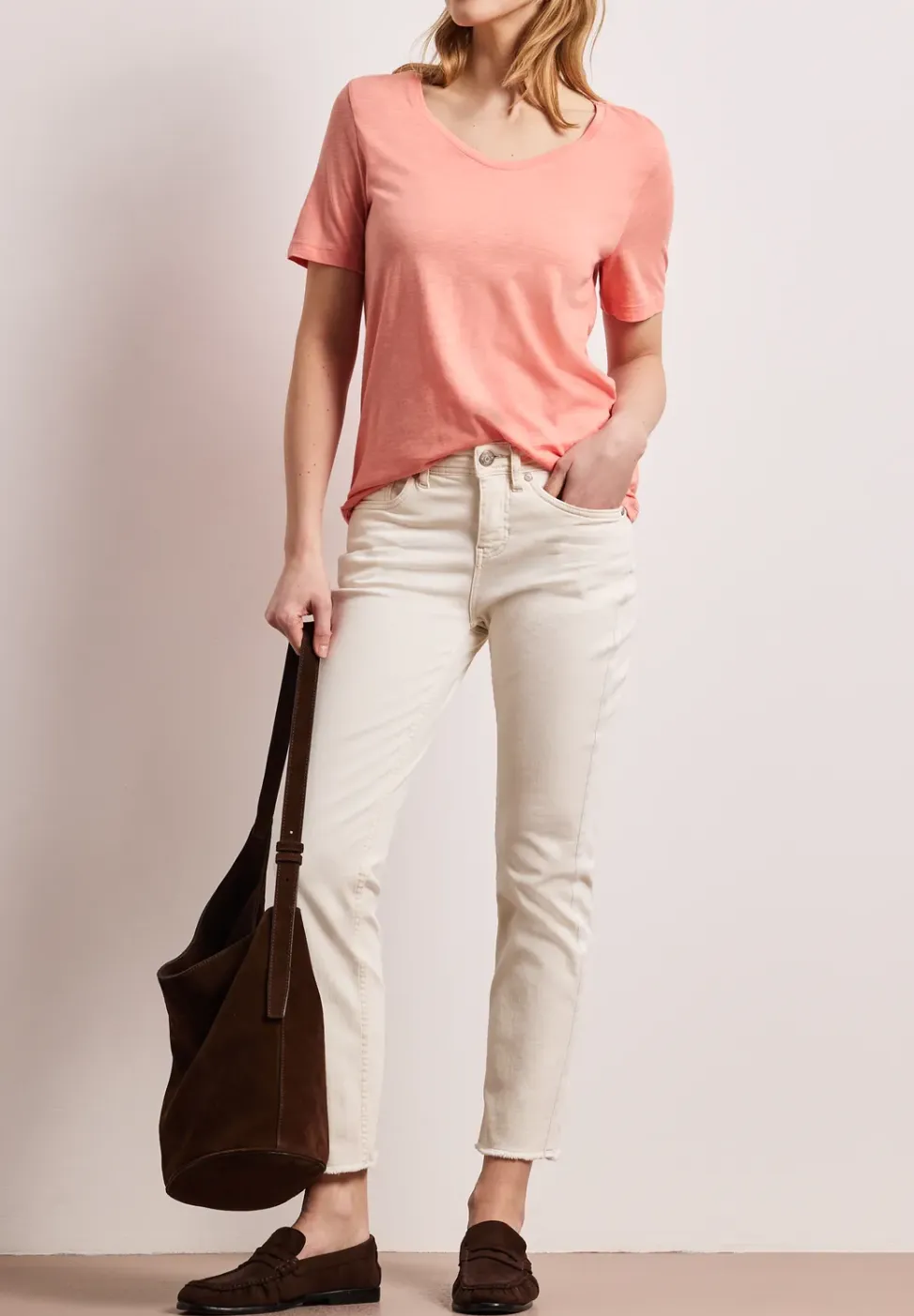 Basic Shirt met V-hals in effen kleur
