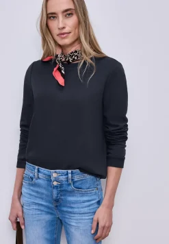 Basic sweatshirt