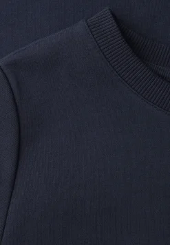 Basic sweatshirt