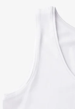 Basic top in effen kleur