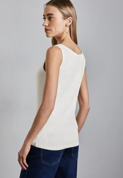 Basic top in effen kleur